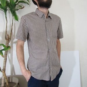 Hugo Boss slim fit Italian Fabric Brown Buttn down